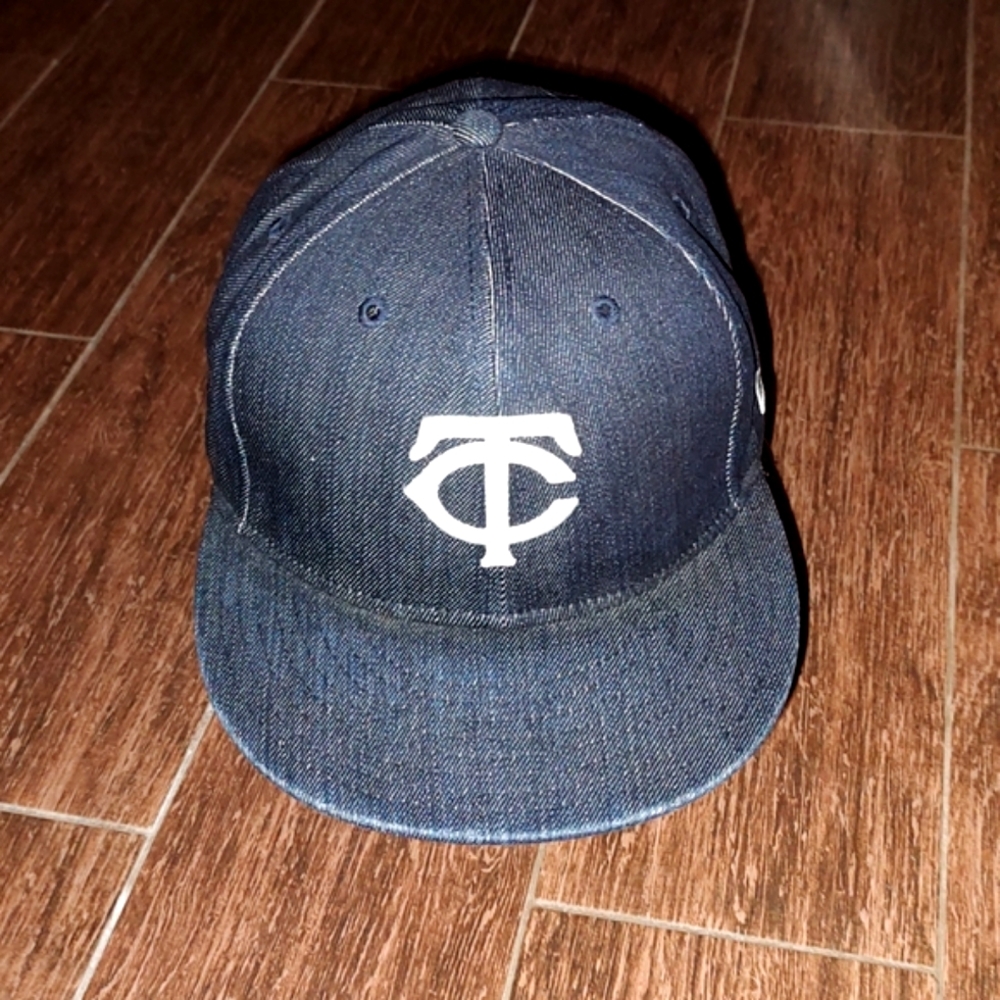 New Era MLB Minnesota Twins Jean Denim Hat Size 7 3/8